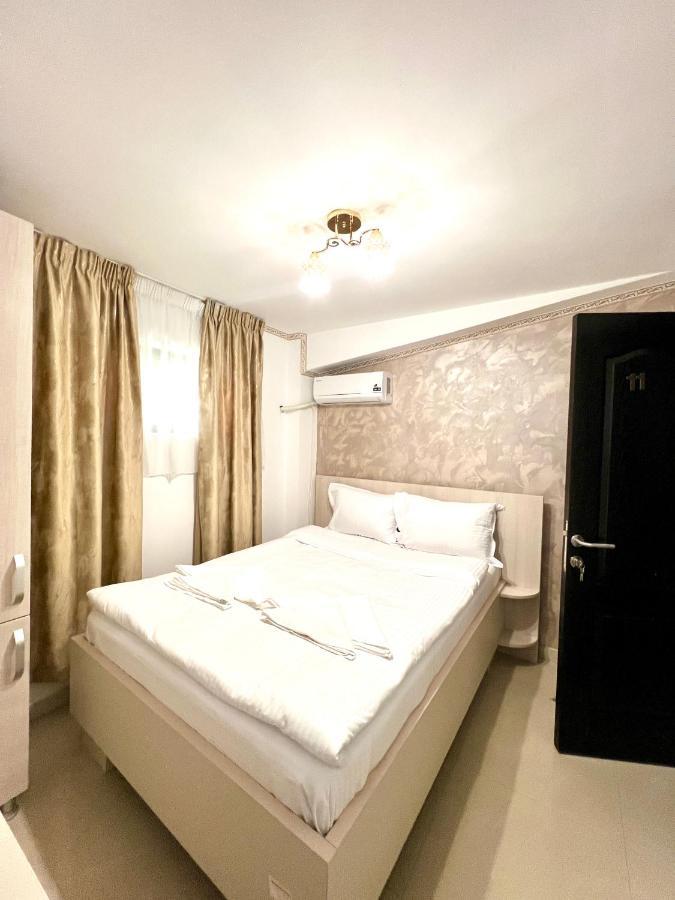Hotel Marina 2 Bukarest Eksteriør billede