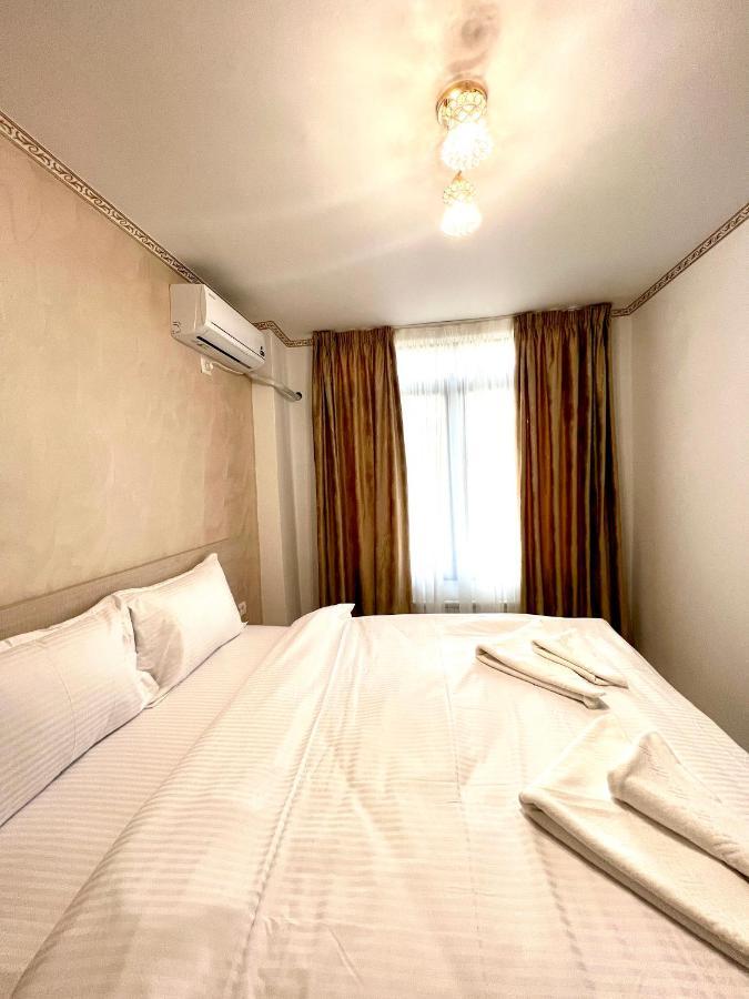 Hotel Marina 2 Bukarest Eksteriør billede