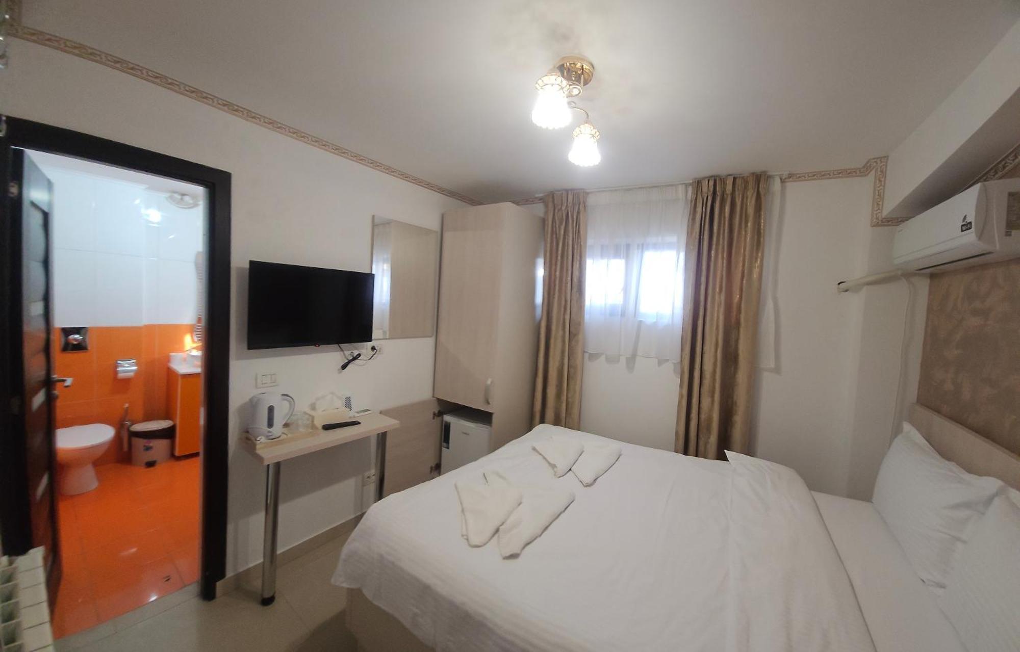 Hotel Marina 2 Bukarest Eksteriør billede