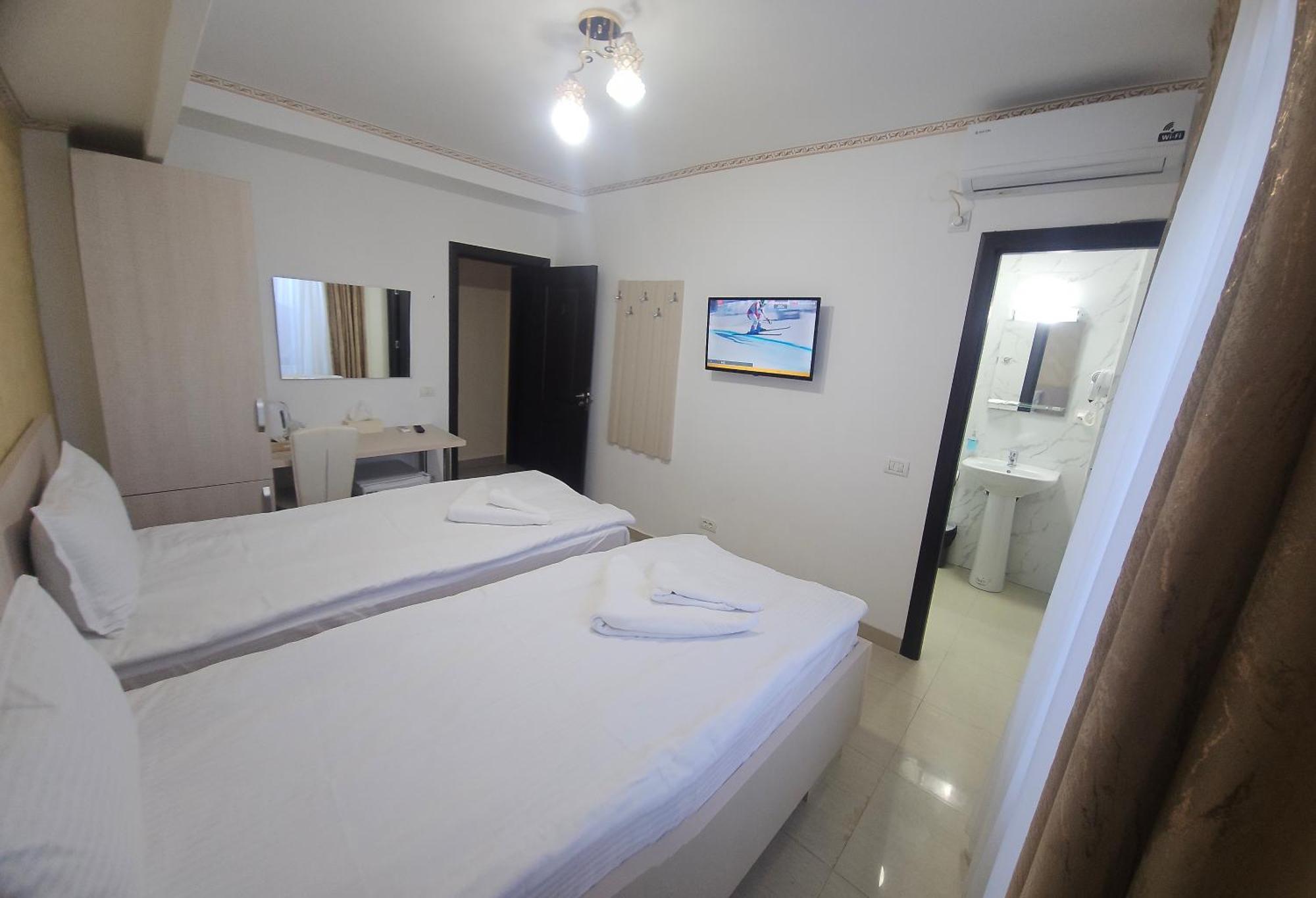 Hotel Marina 2 Bukarest Eksteriør billede
